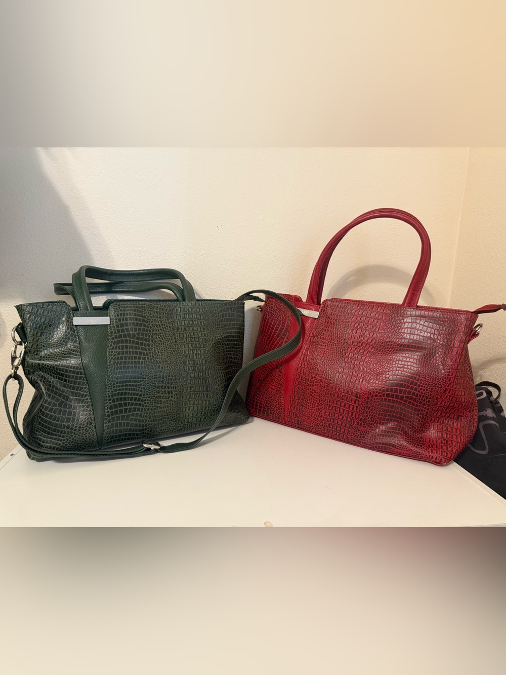 Classic Croc-Embossed Tote Bag real leather